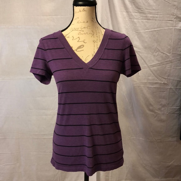 GAP Tops - Gap T-shirt